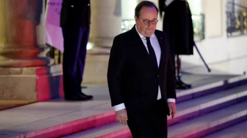 Hollande conseille à Macron sur la situation en Ukraine