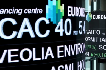 Bourse de Paris atteint 8 000 points, records mondiaux et baisse de l'inflation