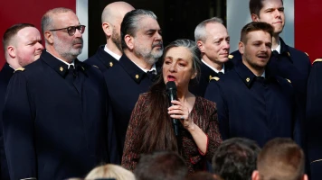 Catherine Ringer réinterprète la Marseillaise pour l'inscription de l'IVG