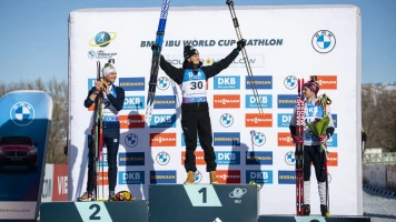 Victoire historique d'Eric Perrot sur Emilien Jacquelin en sprint