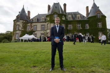 Louis XIV Descendant Reveals Rich Family History & Castle Tales