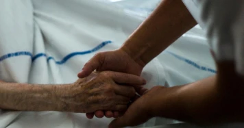 Loi de Macron sur la fin de vie: Aide à mourir, pas d'euthanasie