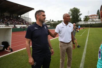 Antoine Kombouaré remplace Jocelyn Gourvennec comme entraîneur du FCN