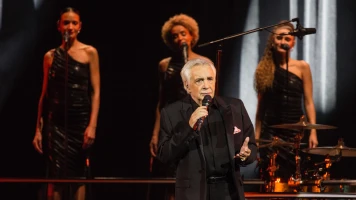 La tournée d'adieu de Michel Sardou commence : Incertitude chez les fans