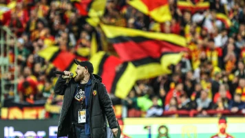 Sylvain Lemoine: Passionné Speaker du RC Lens et Animateur du Stade Bollaert