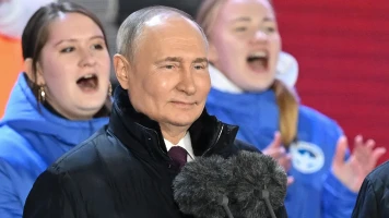 Vladimir Poutine remporte les élections présidentielles en Russie