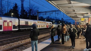 Panne majeure du RER C à Austerlitz: Bouton coincé paralyse le trafic