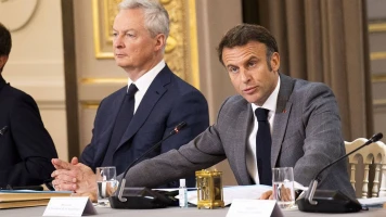Prévisions de déficit du PIB en France : Macron et Le Maire visent -3% en 2027