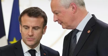 Macron convoque une réunion de crise sur le déficit public français