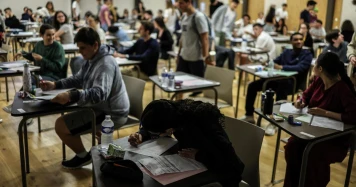 Des élèves d’une quarantaine d’établissements scolaires menacés de décapitation dans un courrier