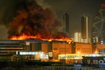 Grave incident à Moscou: coups de feu et incendie dans une salle de concert