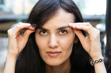 Mitra Hejazipour : Un prodige des échecs se bat pour les droits des femmes en Iran