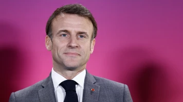 Macron en Guyane: Hommage à Arnaud Blanc, lutte contre l'orpaillage illégal