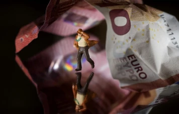 Deficit public 2023 plus élevé que prévu, croissance surestimée - Insee
