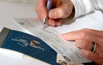 Chèques bancaires: toujours utilisés malgré les alternatives modernes