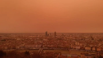 Le sable du Sahara modifie la couleur du ciel en France et affecte la qualité de l'air
