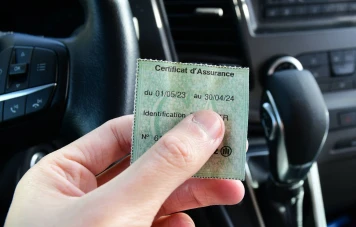 Vignette Verte d'Assurance Auto Remplacée par Fichier Électronique FVA
