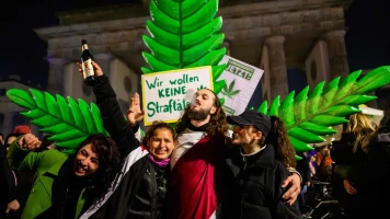Allemagne légalise le cannabis: 25g permis en public, 50g à domicile