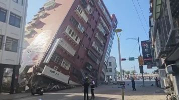 Séisme de 7,5 à Taïwan : 9 morts, 1000 blessés et risque de tsunami passé