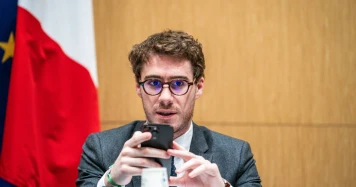 Thomas Legrand critique Quentin Bataillon pour ses attaques sur Yann Barthès