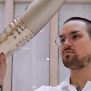 Baptiste Moirot, porteur de la flamme olympique JO 2024, star de Facebook