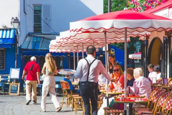 Terrasses Parisiennes: Atout pour la Ville, Ouvertes pour les JO, Malgré les Inquiétudes