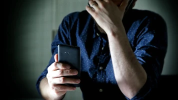 Étude révèle: Pratiques peu scrupuleuses touchent travailleurs US et FR