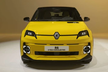 Renault 5: Voiture Électrique avec Chargeur Bidirectionnel pour Économiser l'Énergie