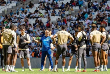 Ligue 1: Matchs déplacés, préparations des clubs et blessures clés