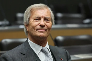Vincent Bolloré, Fayard et les tensions dans le secteur de l'édition en 2024