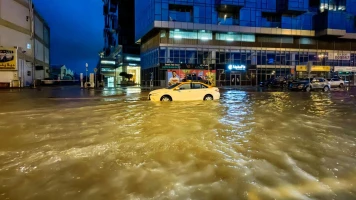 Inondations majeures à Dubaï et aux Émirats arabes unis suite à de fortes pluies