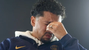 Marquinhos célèbre record de matchs au PSG, inspiré par Thiago Silva