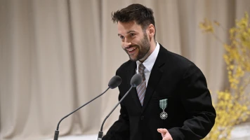 Simon Porte Jacquemus et Marco Maestri accueillent des jumeaux