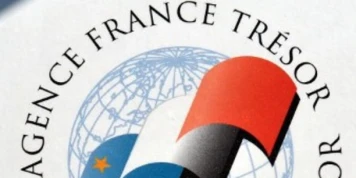 Moody's et Fitch envisagent de dégrader la note de la France, impact limité prévu