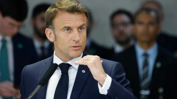 Macron critique le RN pour son hypocrisie et manque de programme concret
