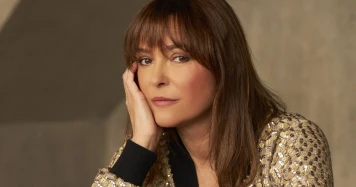 Sandrine Quétier: Artiste polyvalente, chanteuse rock et passionnée de musique