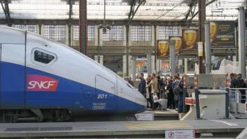 Passagers bloqués pendant des heures sur le TGV Lyon-Paris suite à une panne