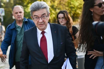 Retailleau porte plainte contre Mélenchon pour insulte publique