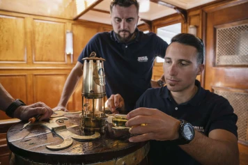 La Flamme Olympique: Gardée et Protégée à Bord du Belem