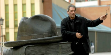 Paul Auster: Écrivain Américain, Maître des Destins Multiples et de New York