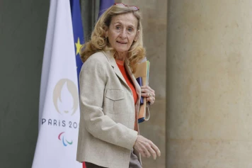 Réduction des crédits pour l'éducation nationale : Impact sur les enseignants
