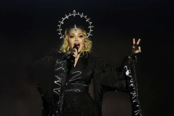Le concert gratuit de Madonna à Rio attire 1,5 million de personnes : la fin de la tournée de célébration stimule l'économie locale