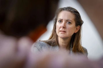 Charline Vanhœnacker soutient Guillaume Meurice suspendu de France Inter