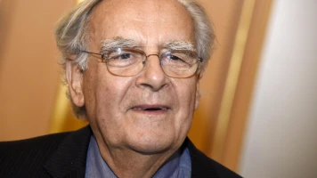 Hommage à Bernard Pivot: Écrivain, Présentateur Culturel et Amoureux du Vin