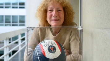 Nicole, 50 ans de passion pour le PSG, attend la demi-finale contre Dortmund