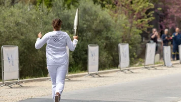 Laure Manaudou porte la flamme olympique, Cauet accusé de viol, Xi Jinping en France