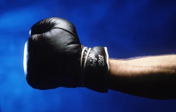 Boxeur Antonio Barrul intervient dans un incident de cinéma en Espagne