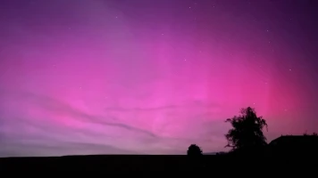 Spectacle Incroyable: Tempête Solaire et ses Phénomènes Étonnants