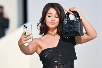 Léna Situations: Influenceuse de renom aux Césars, propulsant le marketing d'influence