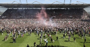 FC Sankt Pauli : retour en Bundesliga et engagement social actif